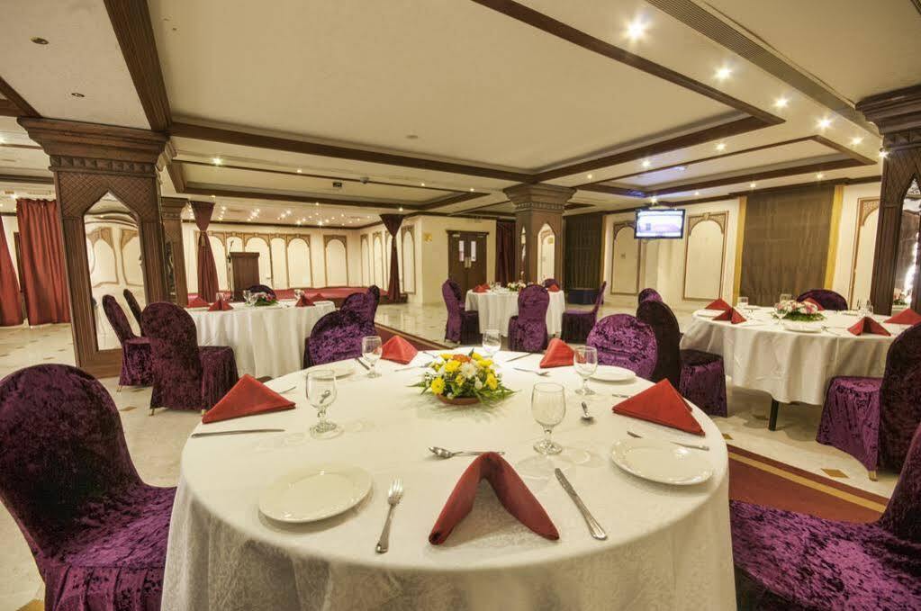 Hotel Golden Oasis Muscat Exterior foto